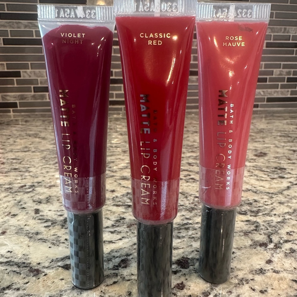 Bath & Body Works: Matte Lip Cream Set: Classic Red, Rose Mauve, & Violet Night